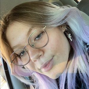 Meet your Posher, Kat